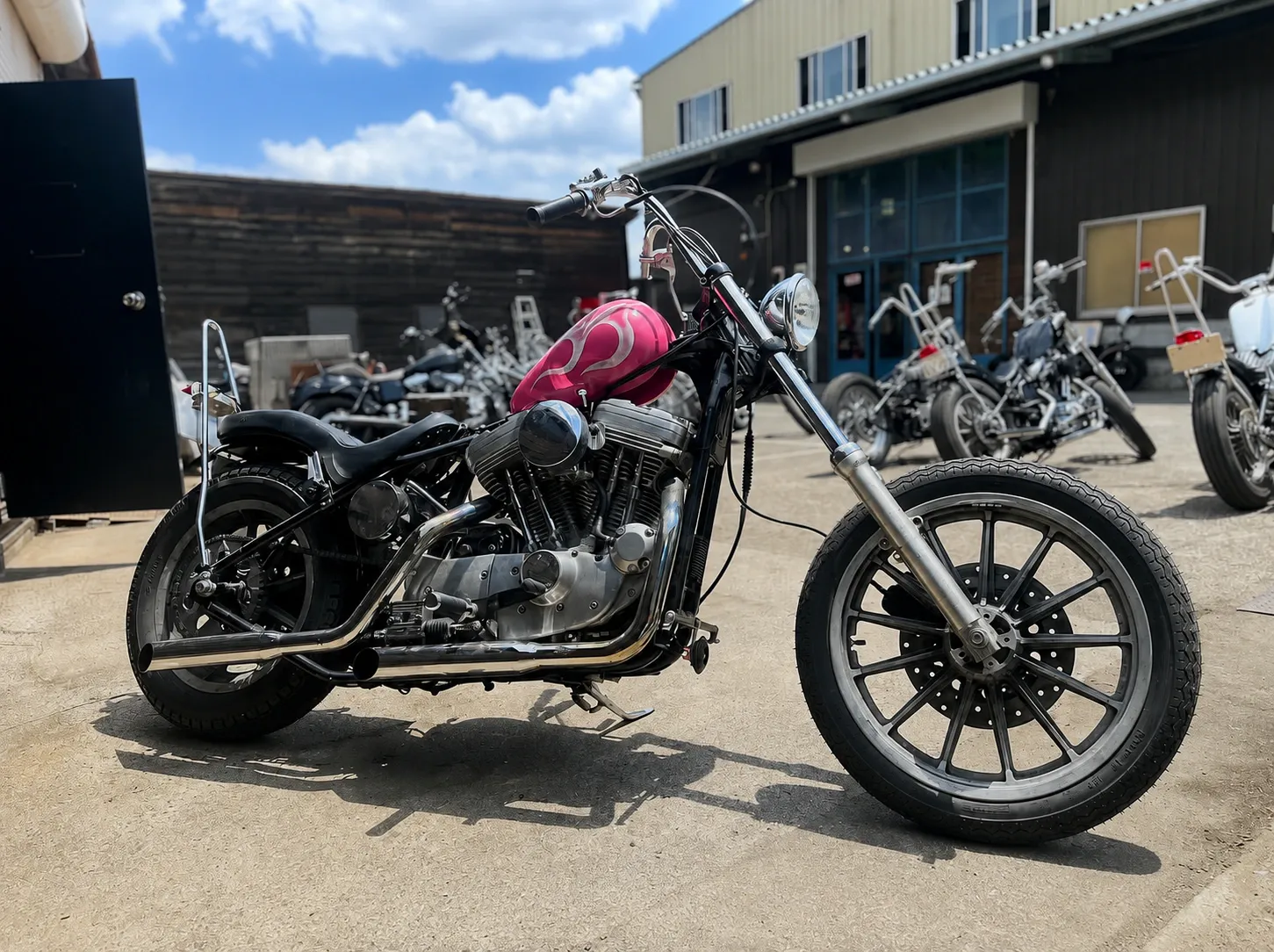 SPORTSTER RIGID 写真1